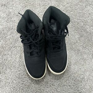 Nike Black and White Women's Sneakers